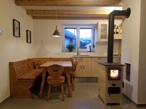 Dining - Alte Brennerei am Fuße der Schwäbischen Alb mit Garten und Terrasse (Bissingen an der Teck)