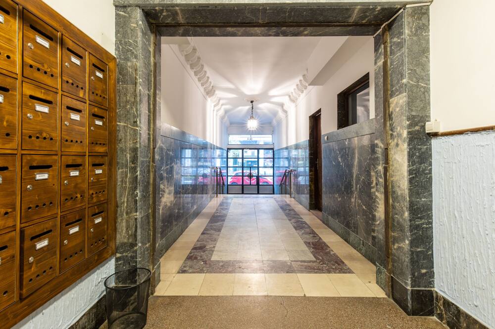 Belgrade Center Apartment VI
