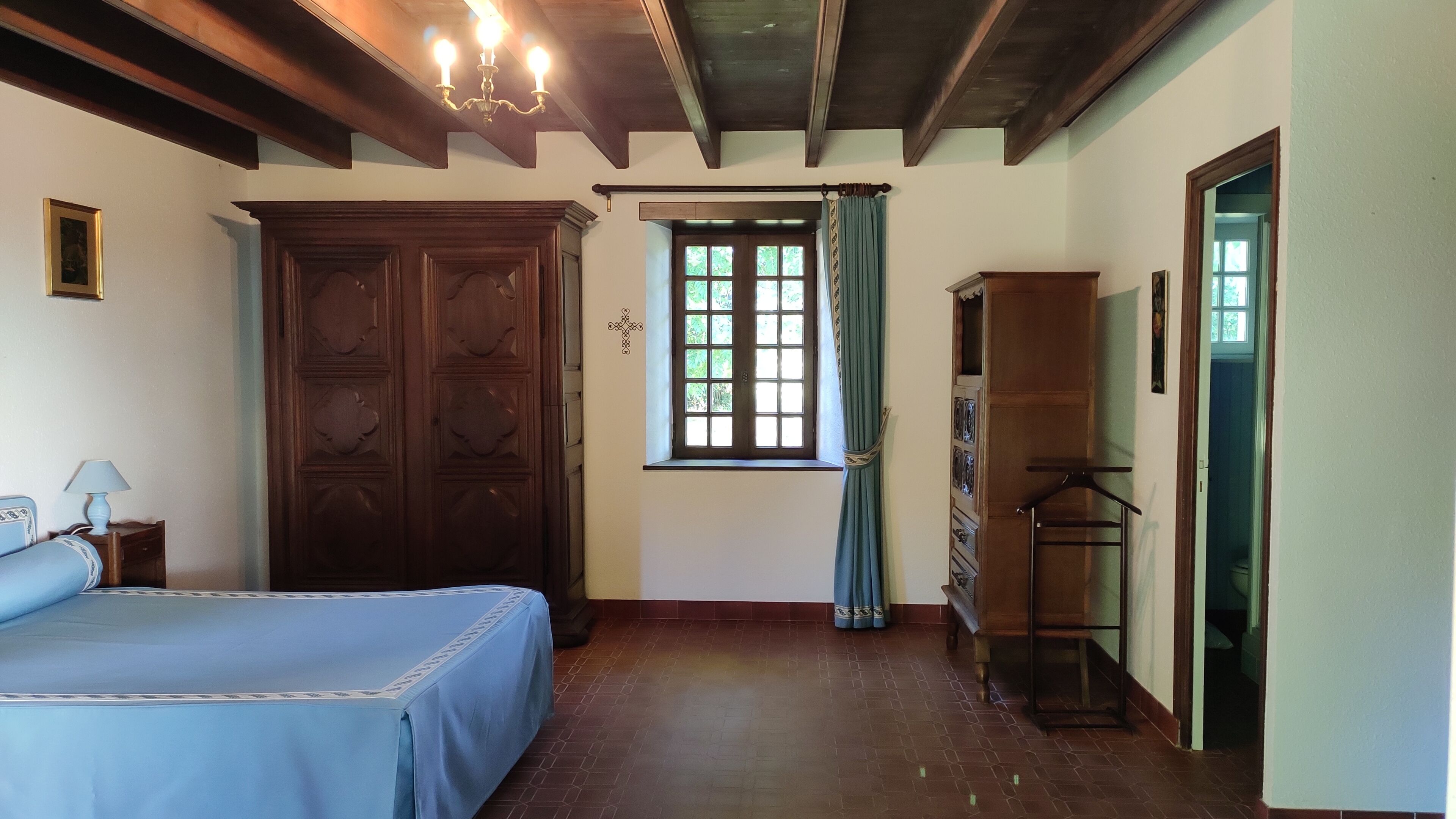 2 bedrooms