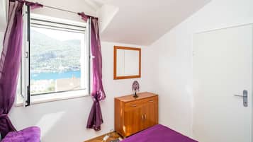 Estudi (Studio Apartment with Balcony and Sea) | 4 dormitoris i wifi