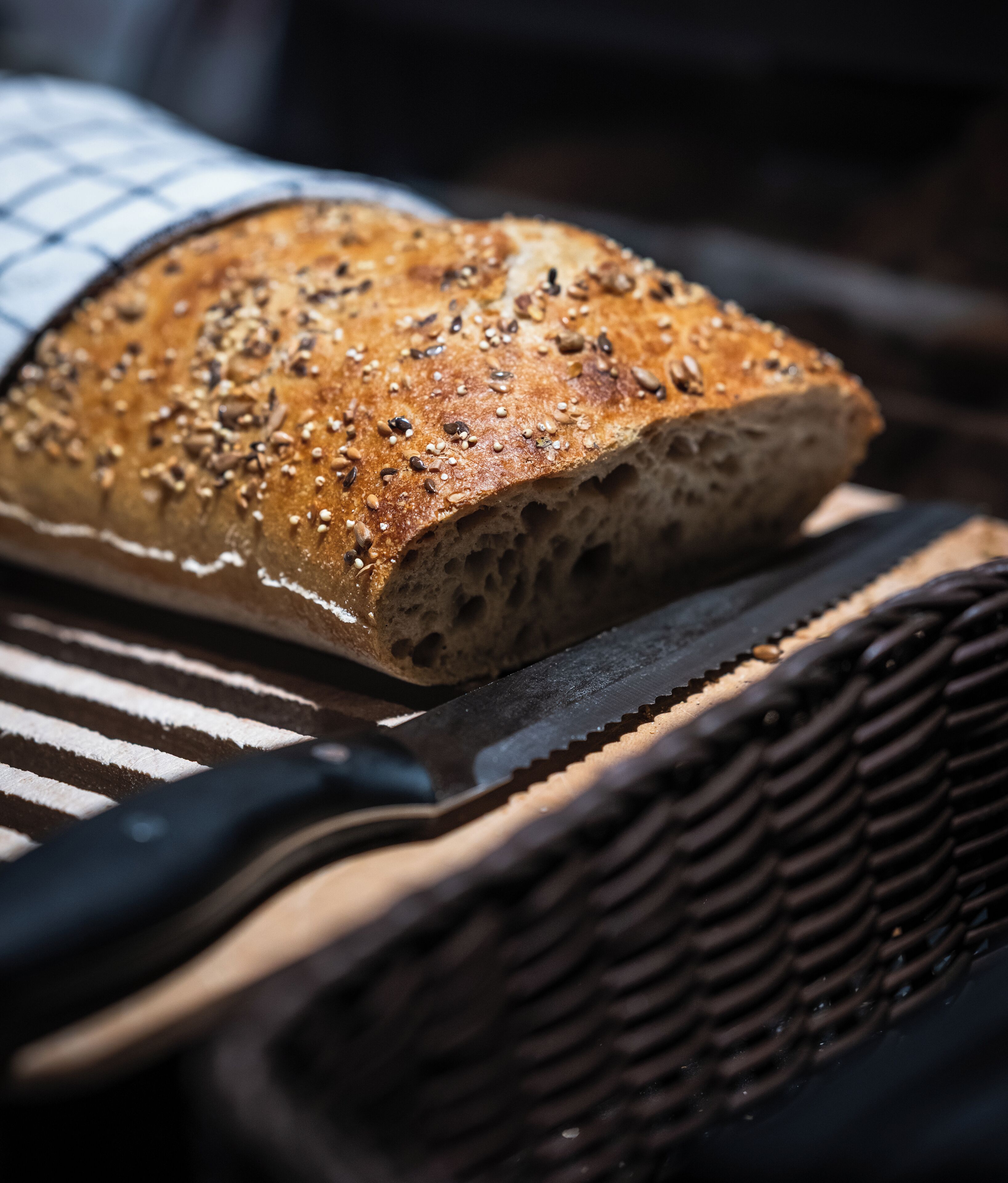 A loaf of bread on a cutting board.