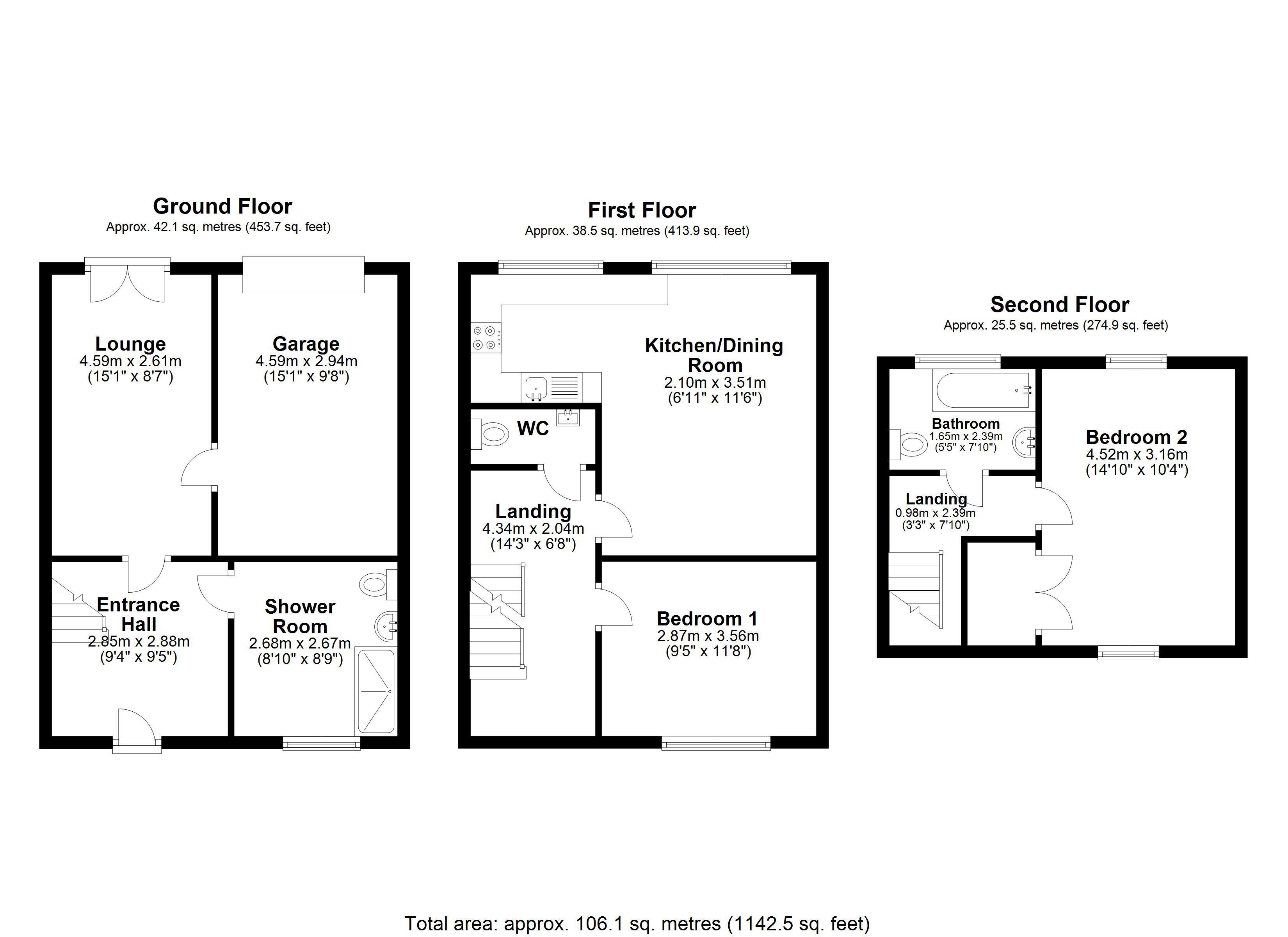 Een plattegrond van een huis met drie verdiepingen, inclusief een begane grond, eerste verdieping en tweede verdieping. De begane grond heeft een salon, garage, entreehal en badkamer. De eerste verdieping heeft een keuken/eetkamer, overloop en twee slaapkamers. De tweede verdieping omvat een overloop, badkamer en slaapkamer.