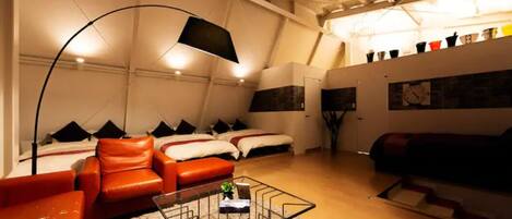 Basic Condo, Non Smoking | Ruang tamu | TV skrin rata