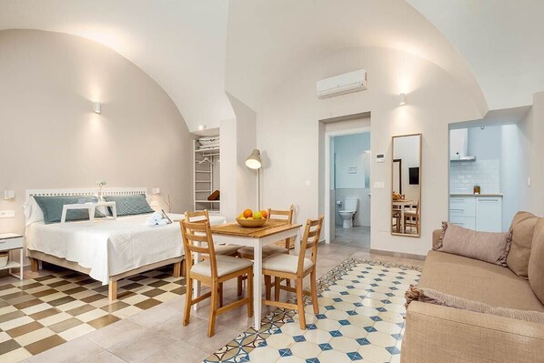 1 bedroom, desk, iron/ironing board, free WiFi - 102 Studio Terrace - Apartments Plaza Mayor 35 (Cáceres)