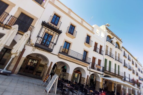 103 Roomy Plaza - Apartments Plaza Mayor 35