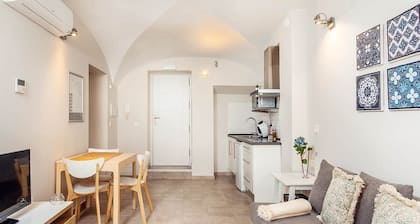 205 Studio Plaza - Apartments Plaza Mayor 35