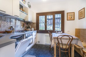 Apartment | Private kitchen