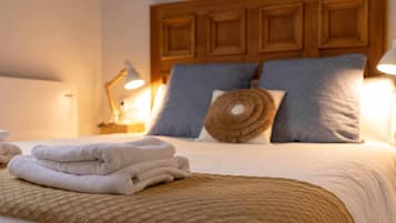 3 chambres, fer et planche Ă repasser, Wi-Fi, draps fournis