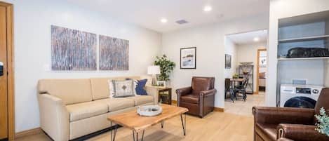 TV, fireplace, offices