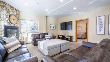 TV, fireplace, DVD player, offices