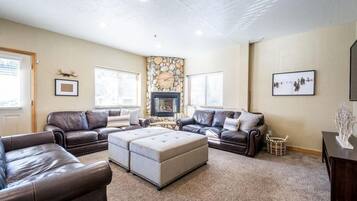 TV, fireplace, DVD player, offices