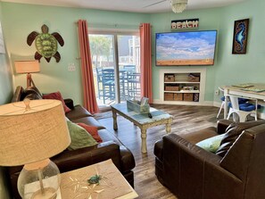 Smart TV, DVD player, books