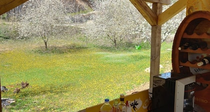 Immaculate 2-bed Cottage Near Krka Waterfalls