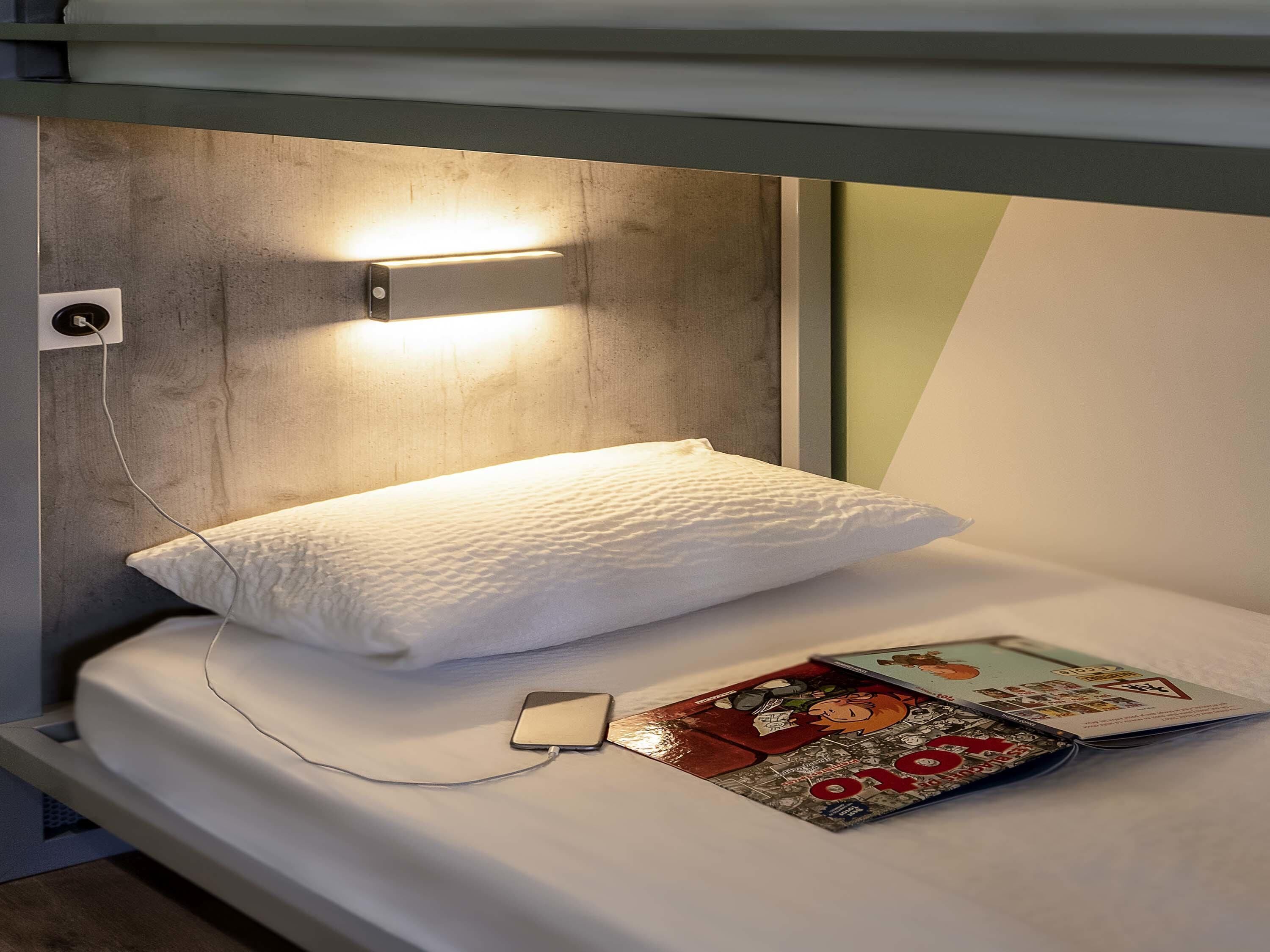 soundproofing, free wifi, bed sheets