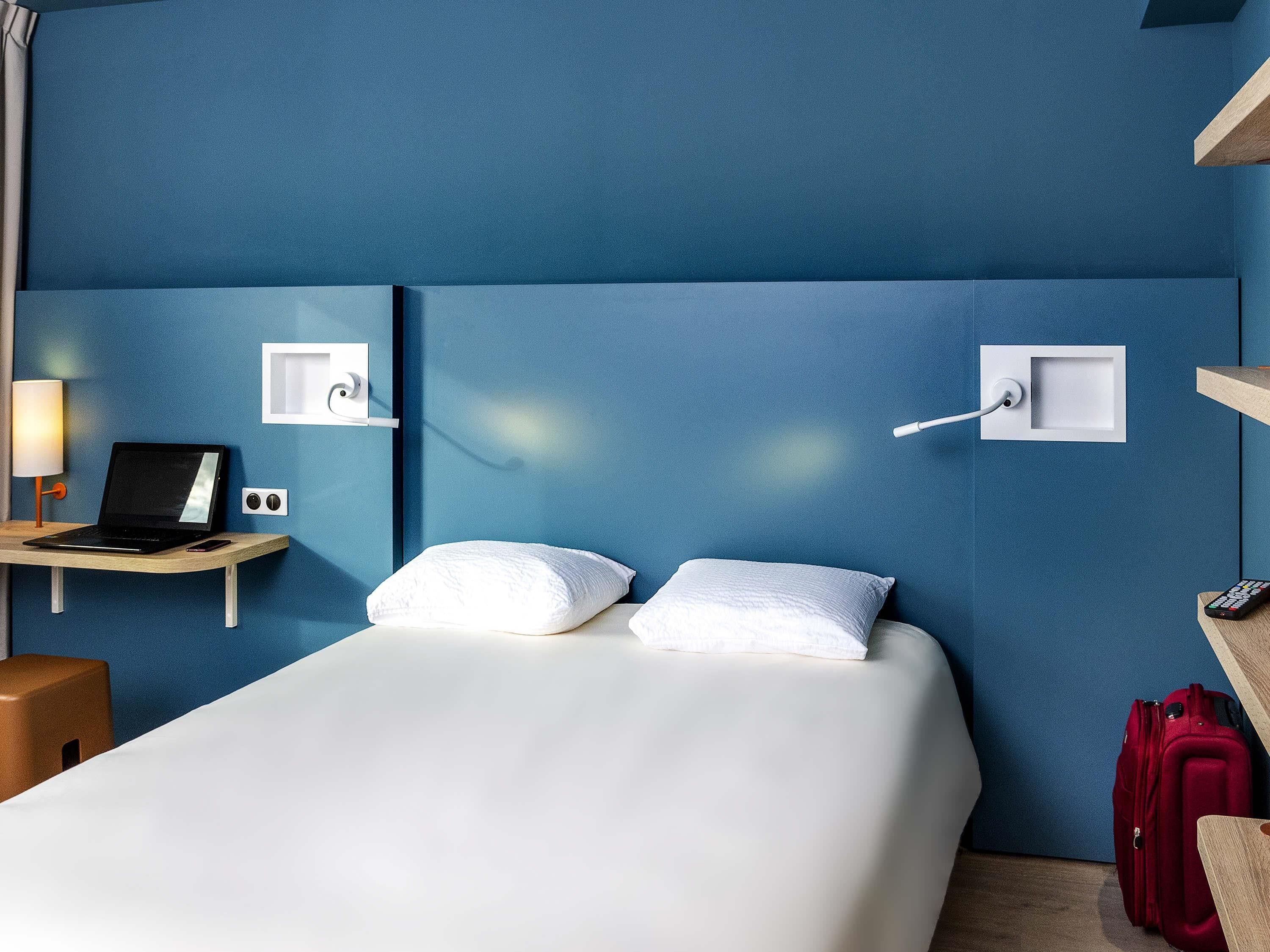 Family Room, 2 Double Beds | Soundproofing, free WiFi, bed sheets