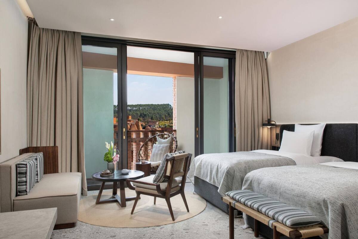 Ropa de cama de alta calidad, cubrecamas y colchones con pillow-top 