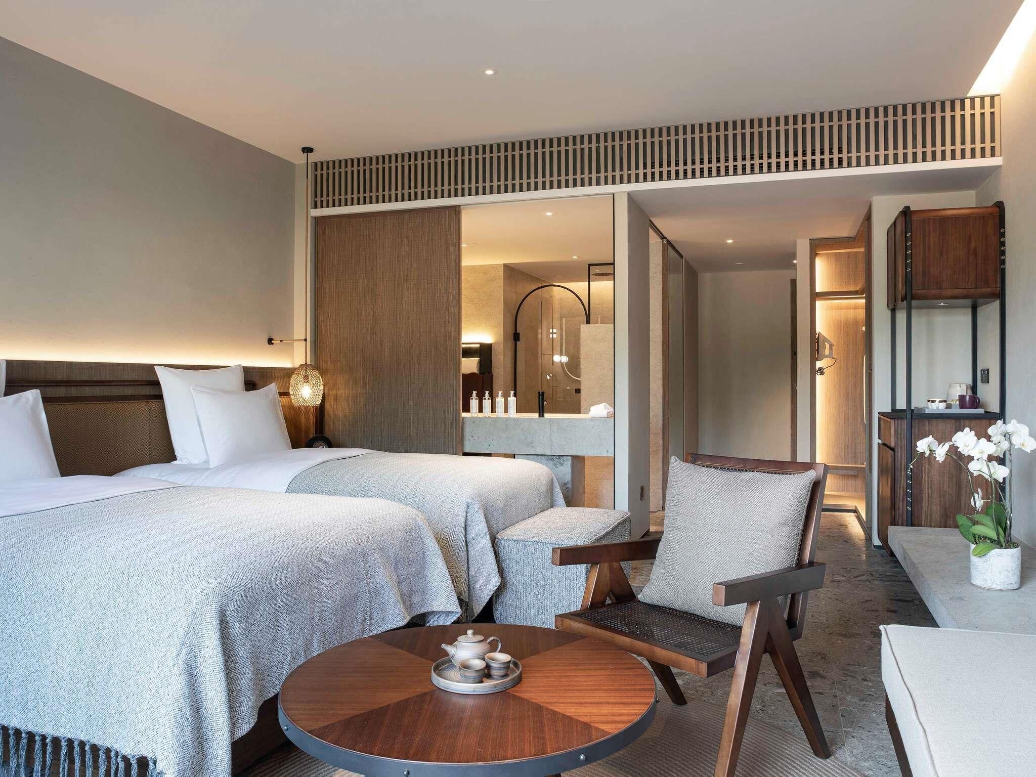 Premium bedding, down duvets, pillow-top beds, minibar