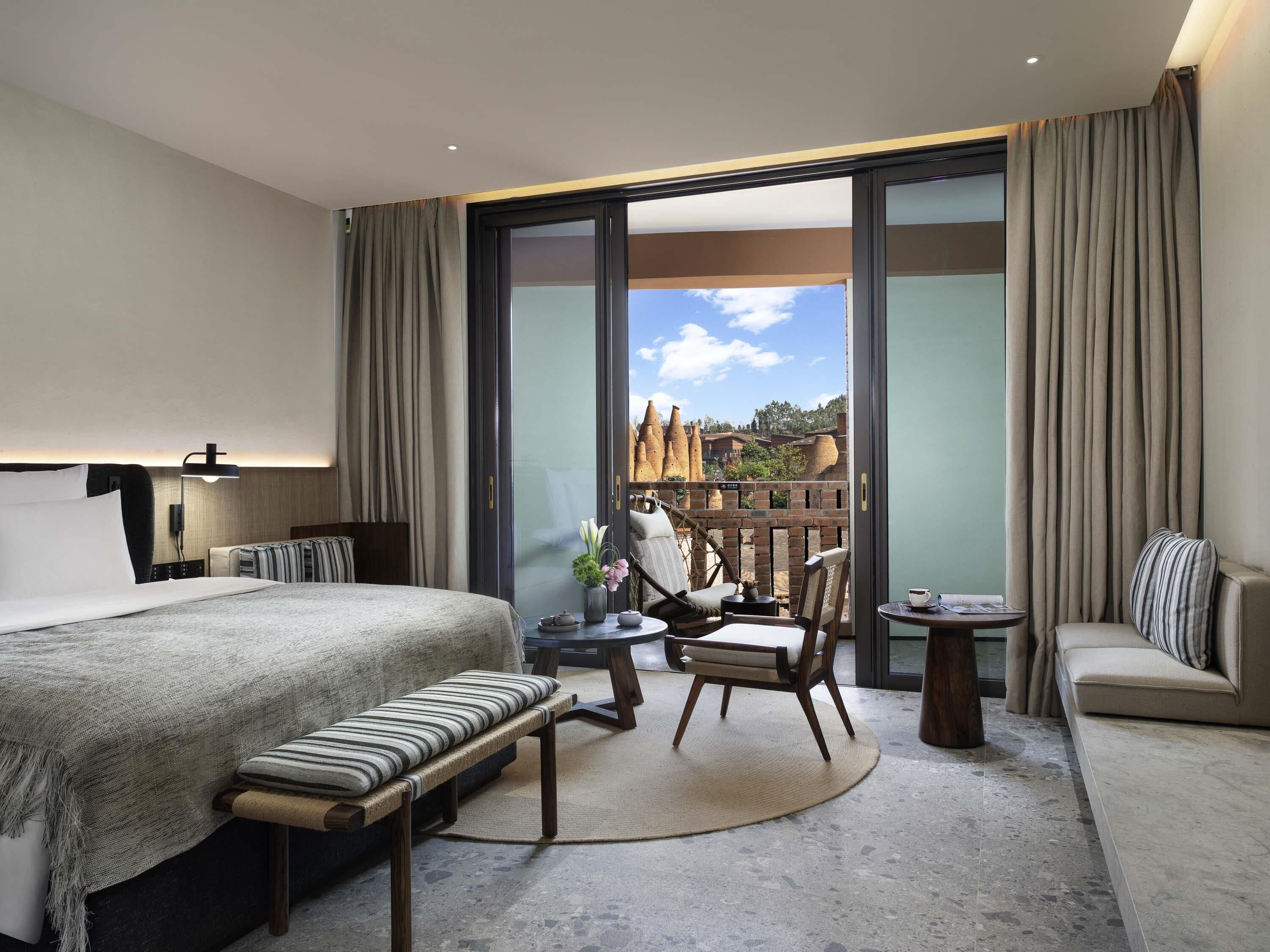 Deluxe Terrace  King Bed Room with Kaleidoscope View | Premium bedding, down comforters, pillowtop beds, minibar