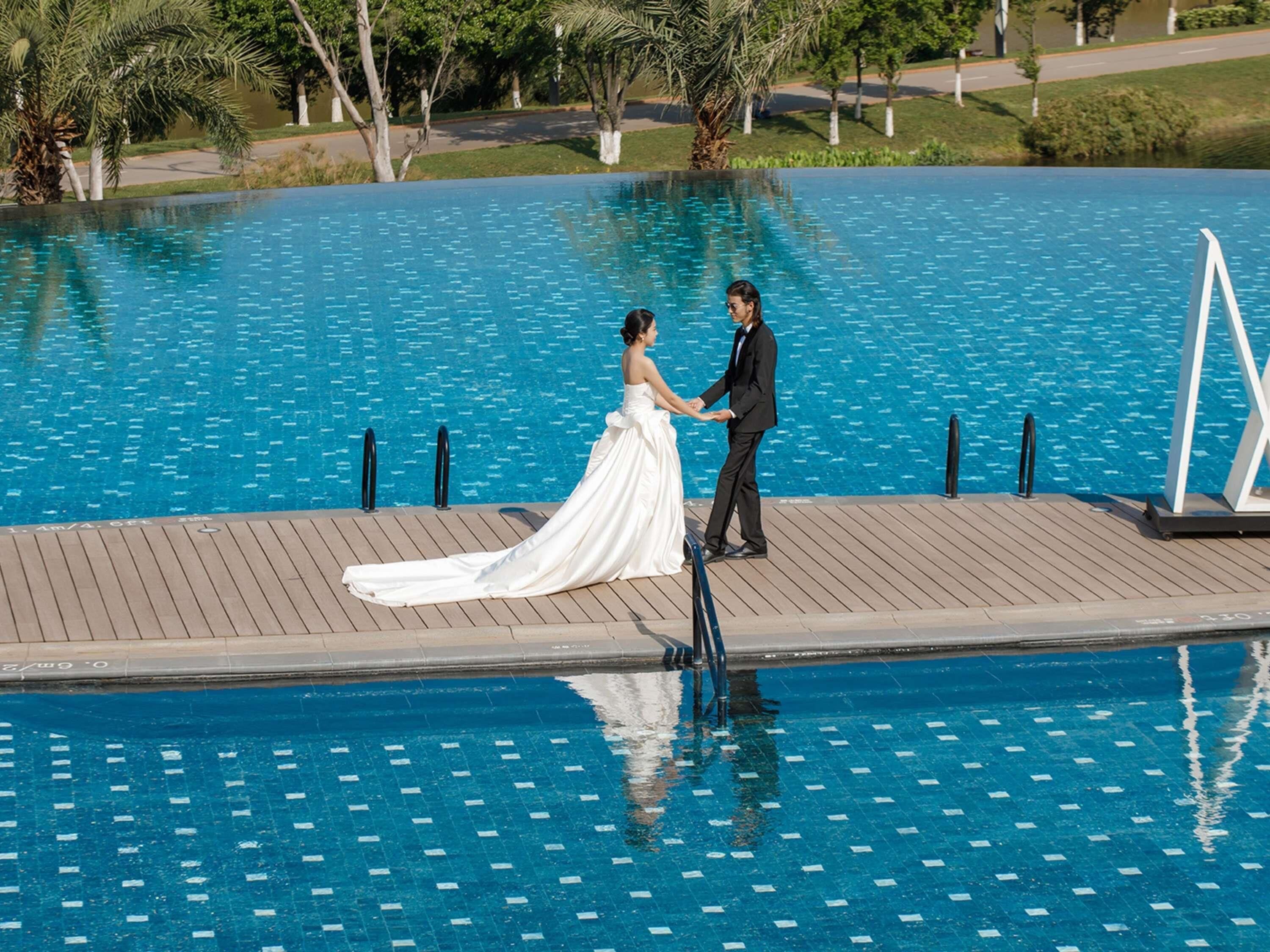 Indoor wedding