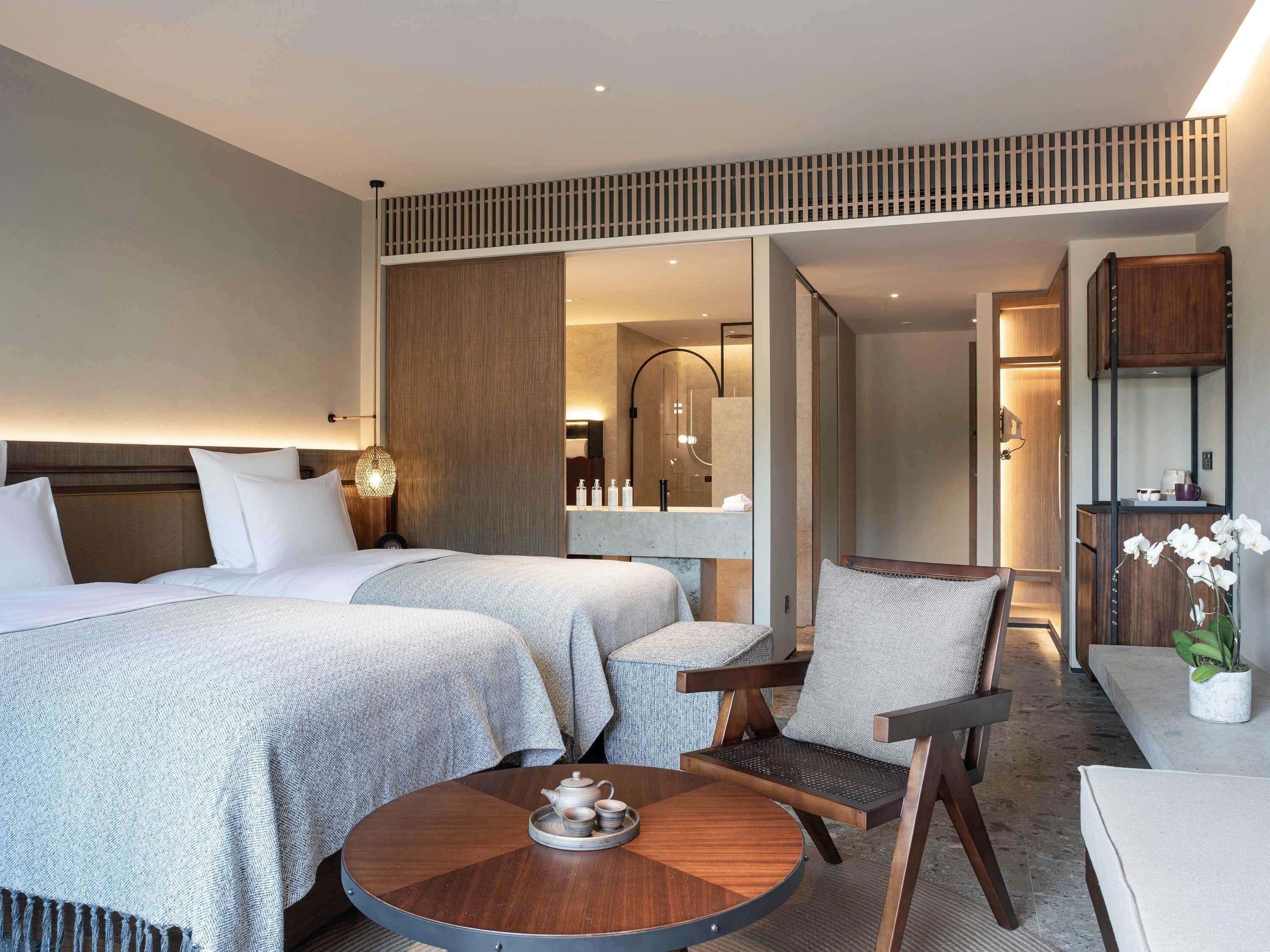 Premium bedding, down duvets, pillow-top beds, minibar