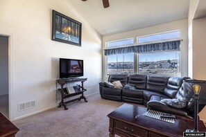 Smart TV, DVD player