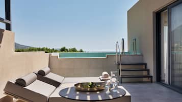 Honeymoon Suite Sea View with Cozy Private Pool | Terraza o patio