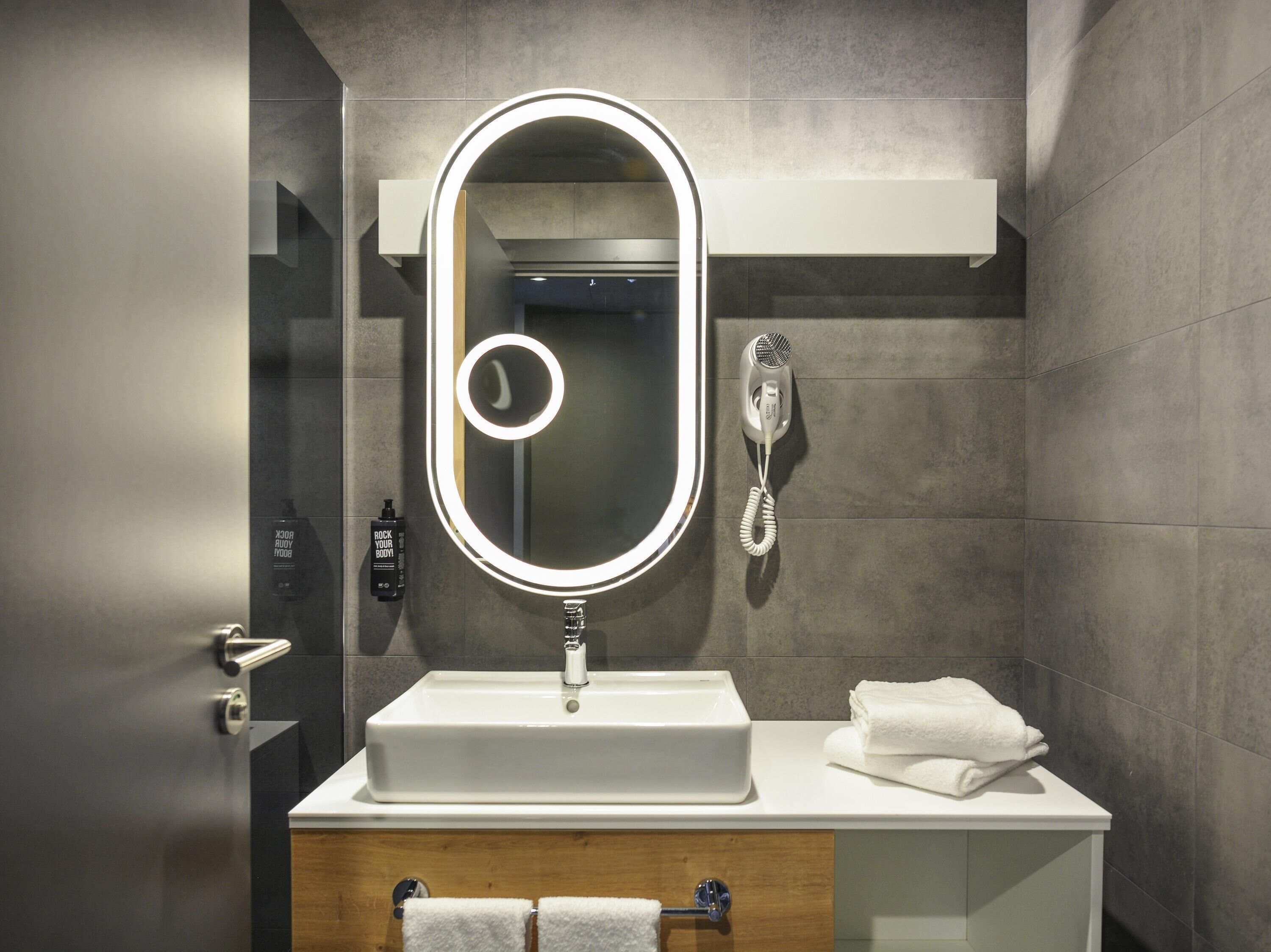 1 bedroom, minibar, in-room safe, desk