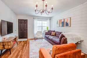 Smart TV - Fort Worth Hideaway Near Downtown (Fort Worth)