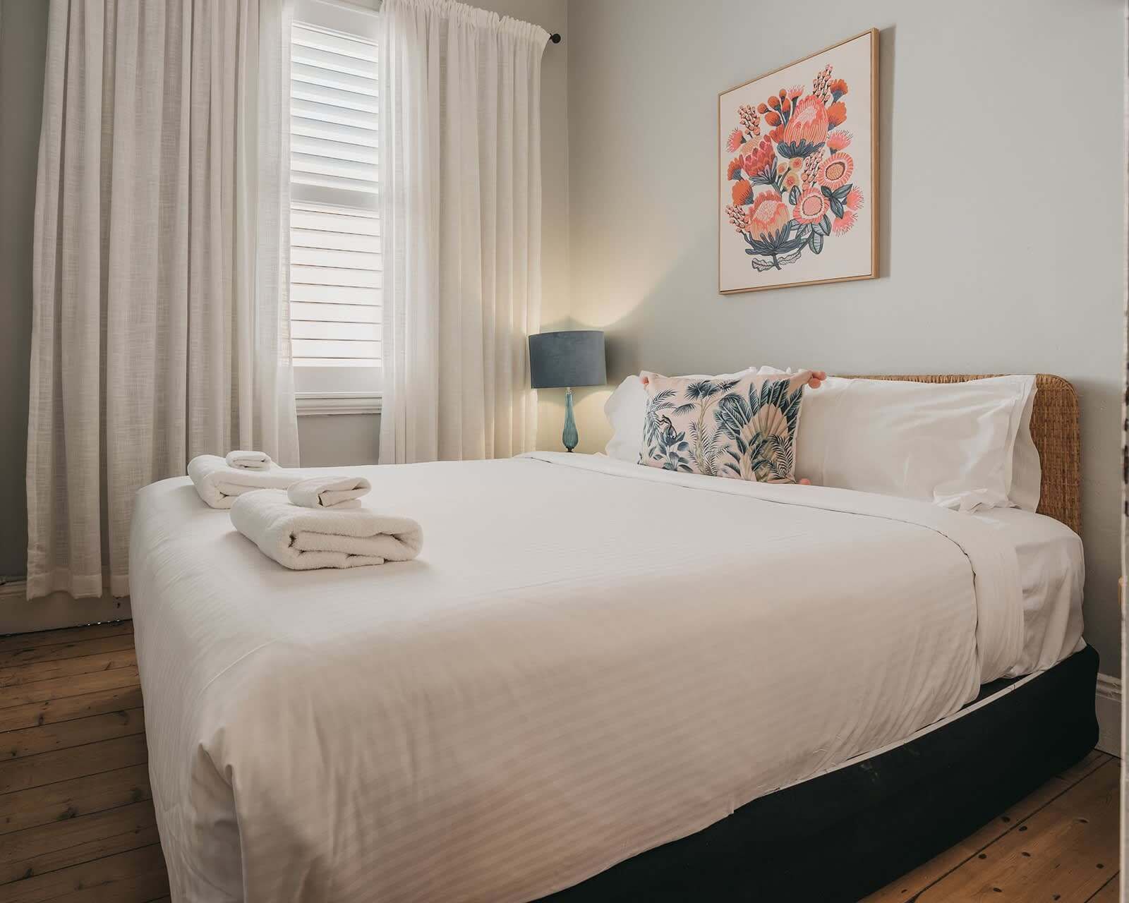 3 chambres, fer et planche à repasser, Wi-Fi, draps fournis