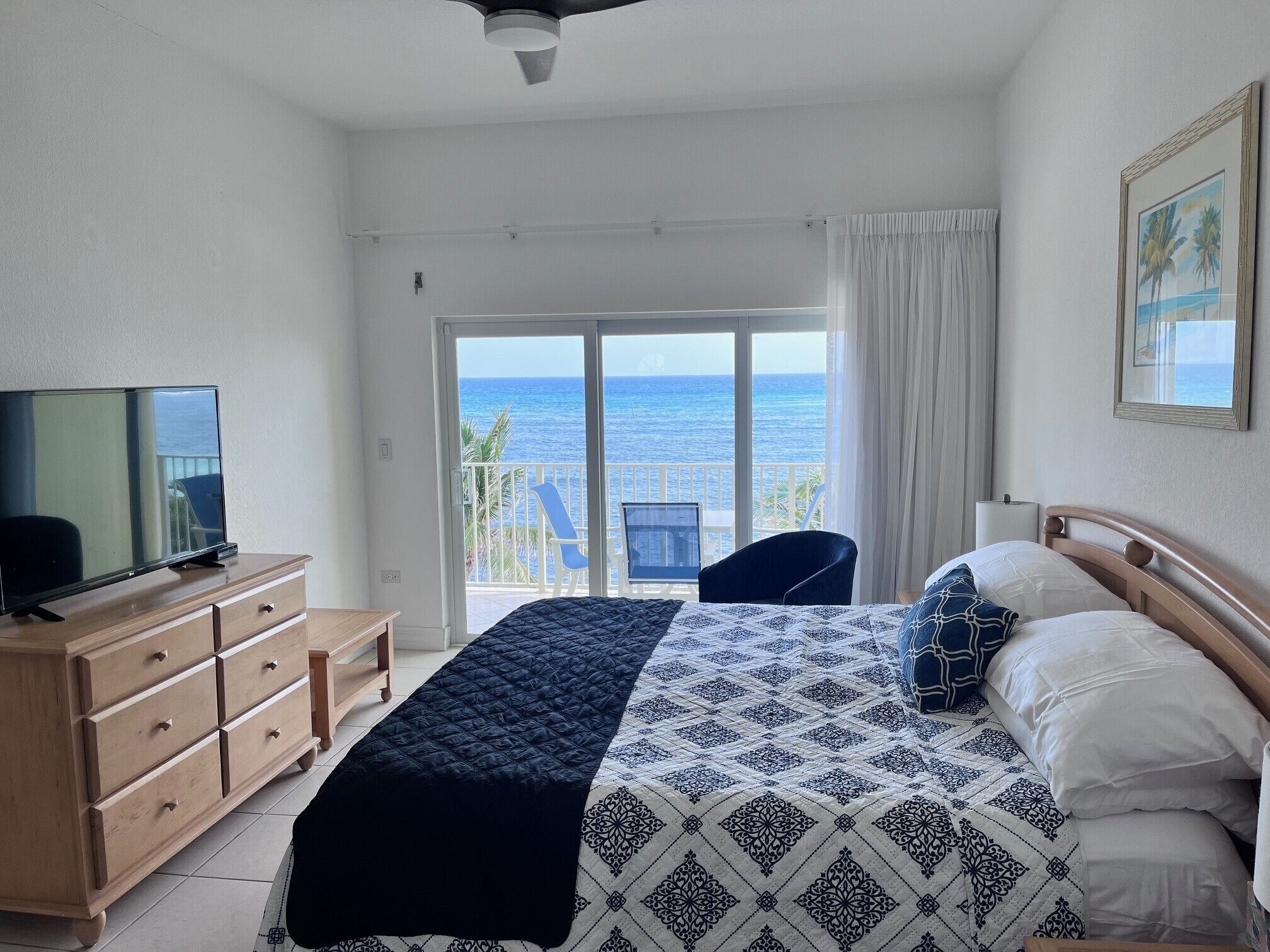 2 Schlafzimmer, Zimmersafe, Schreibtisch, Bügeleisen/Bügelbrett