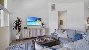 Smart-TV og stereoanlegg