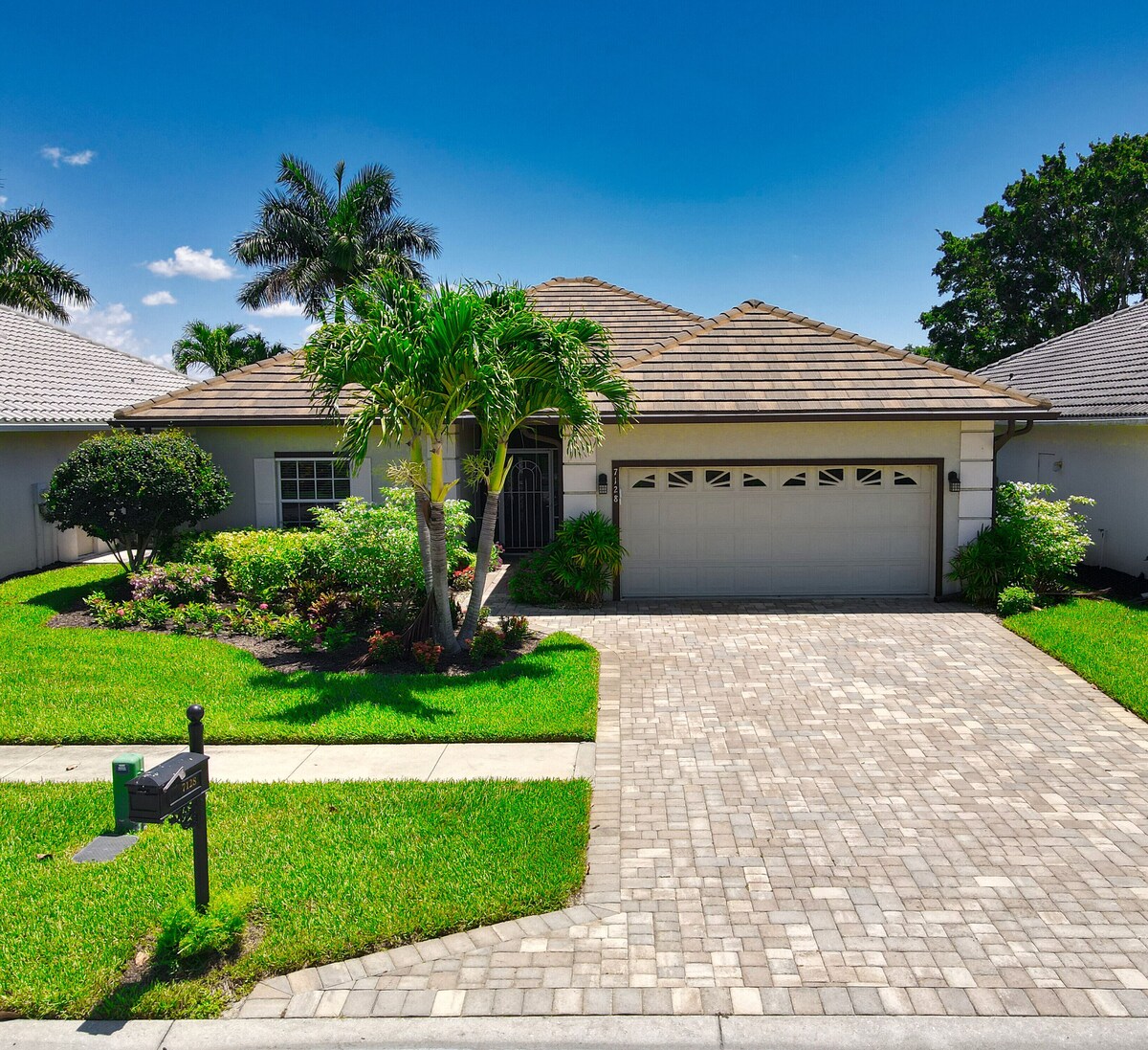 Photo 5 of Enjoy Players Club Access in this Luxurious Naples Golf Course Home.