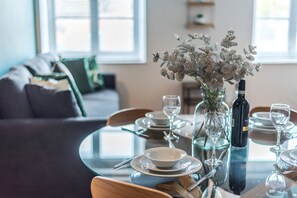 Dining - The Tannery - 2 bed 2 bath apartment with parking (York)