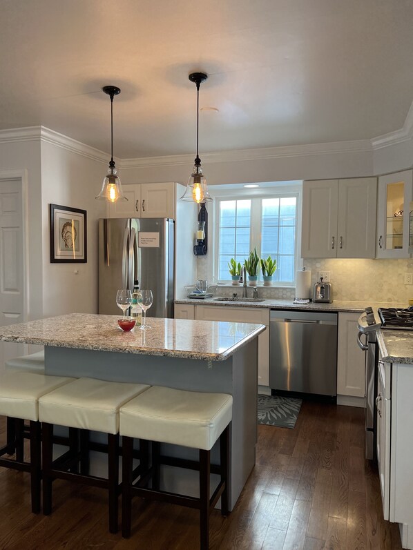 Fridge, microwave, oven, stovetop - Cozy & Private Family Beach Home in Lake Como
(Belmar)