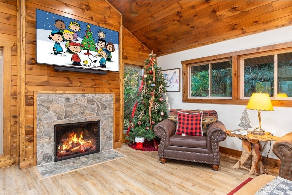 Photo 80 of WalkDTN/MountainView/SwimSpa/FirePit/5Kings/Sauna