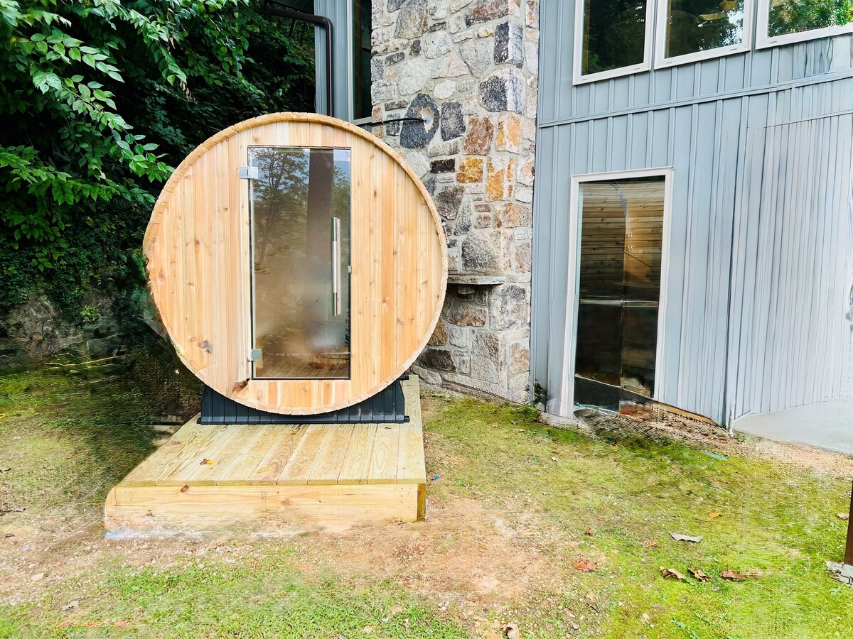 Photo 65 of WalkDTN/MountainView/SwimSpa/FirePit/5Kings/Sauna
