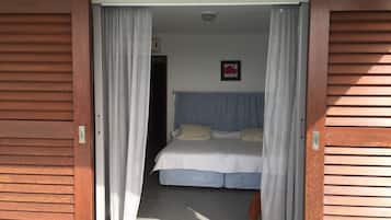 3 dormitorios, tabla de planchar con plancha, wifi gratis y ropa de cama