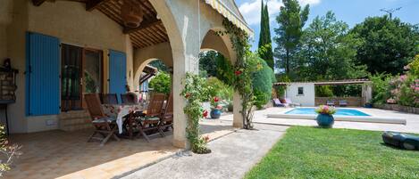 Restauration extérieure