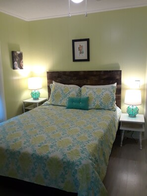 3 bedrooms, iron/ironing board, travel cot, free WiFi