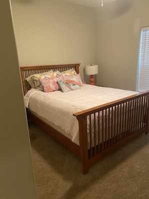 3 bedrooms, in-room safe, free WiFi, bed sheets