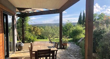 Bright architect-designed house, quiet, bioclimatic construction, river terrace