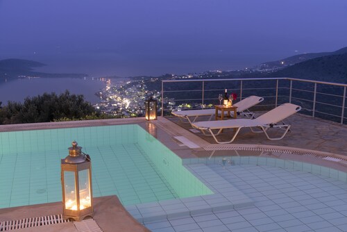 Pool, sea view, WLAN, well-kept garden