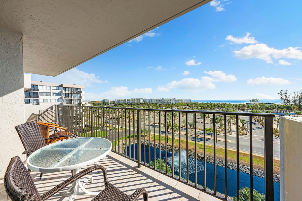 Condo, Multiple Beds, Ocean View (501-W) | Outdoor dining