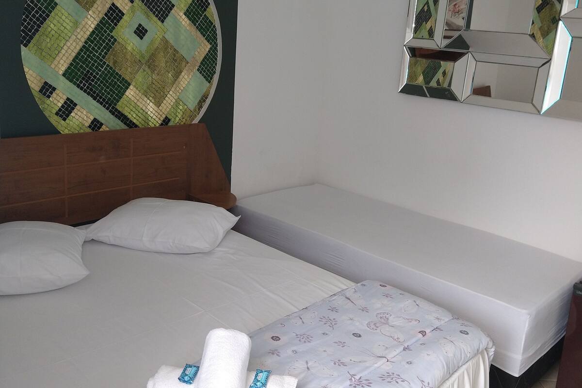 Free WiFi, bed sheets