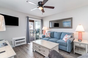 Smart TV - Sunny and Spacious Condo in the Desirable Shore Drive Area (Myrtle Beach)