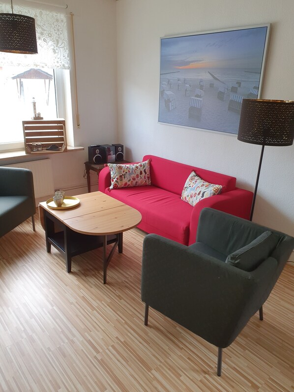 Téléviseur, lecteur de DVD, chaîne audio