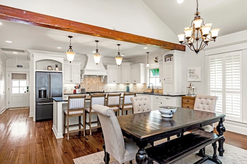 Family Ties, Lakefront Retreat on False River, Pier, Sleeps 10