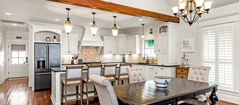 Family Ties, Lakefront Retreat on False River, Pier, Sleeps 10