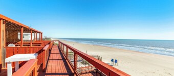 Starfish 6 - Beach, Please! Oceanfront & Miles of Sand!