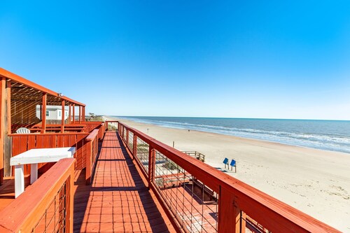 Sand Dollar 7 - Unobstructed Ocean & Beachfront!